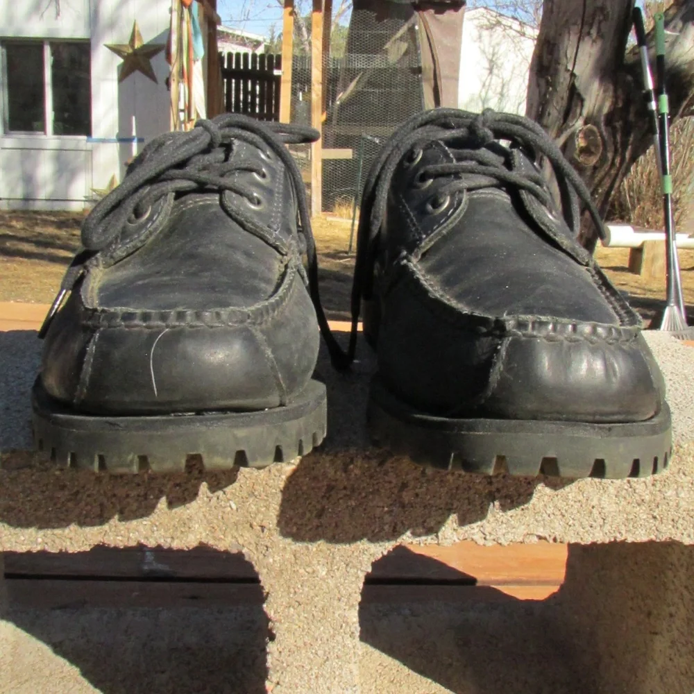 Timberland Authentic 3-Eye Lug Handsewn Boat Shoes in black
